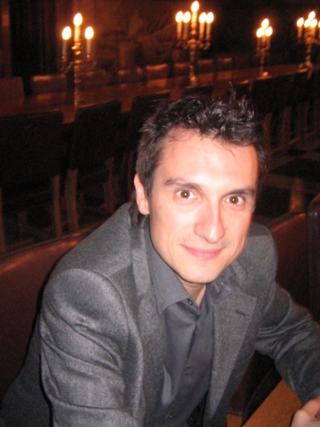 Lianos photo